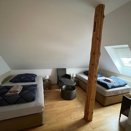 Doppelzimmer-Bad-Kuehlschrank-Tv-19 Meine Екстериор снимка