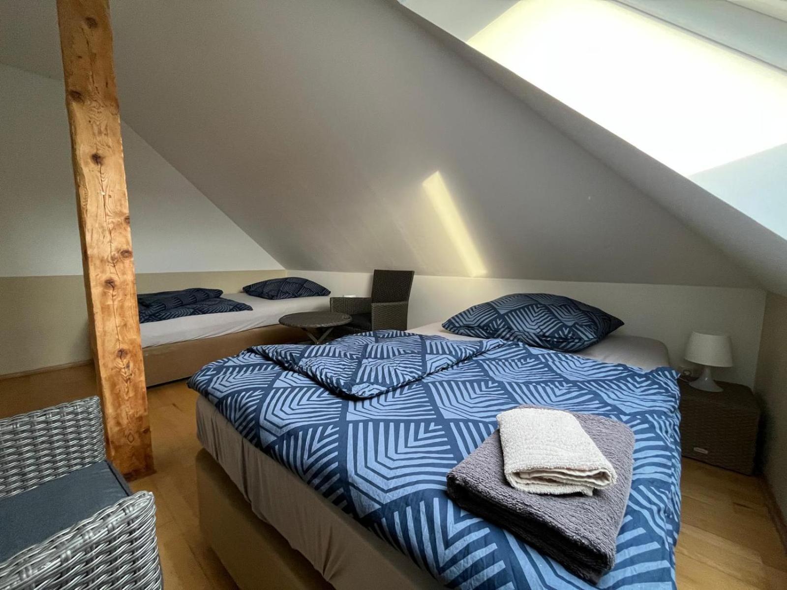 Doppelzimmer-Bad-Kuehlschrank-Tv-19 Meine Екстериор снимка